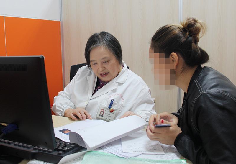 胎动消失多久要去医院,胎动变弱去检查又没事