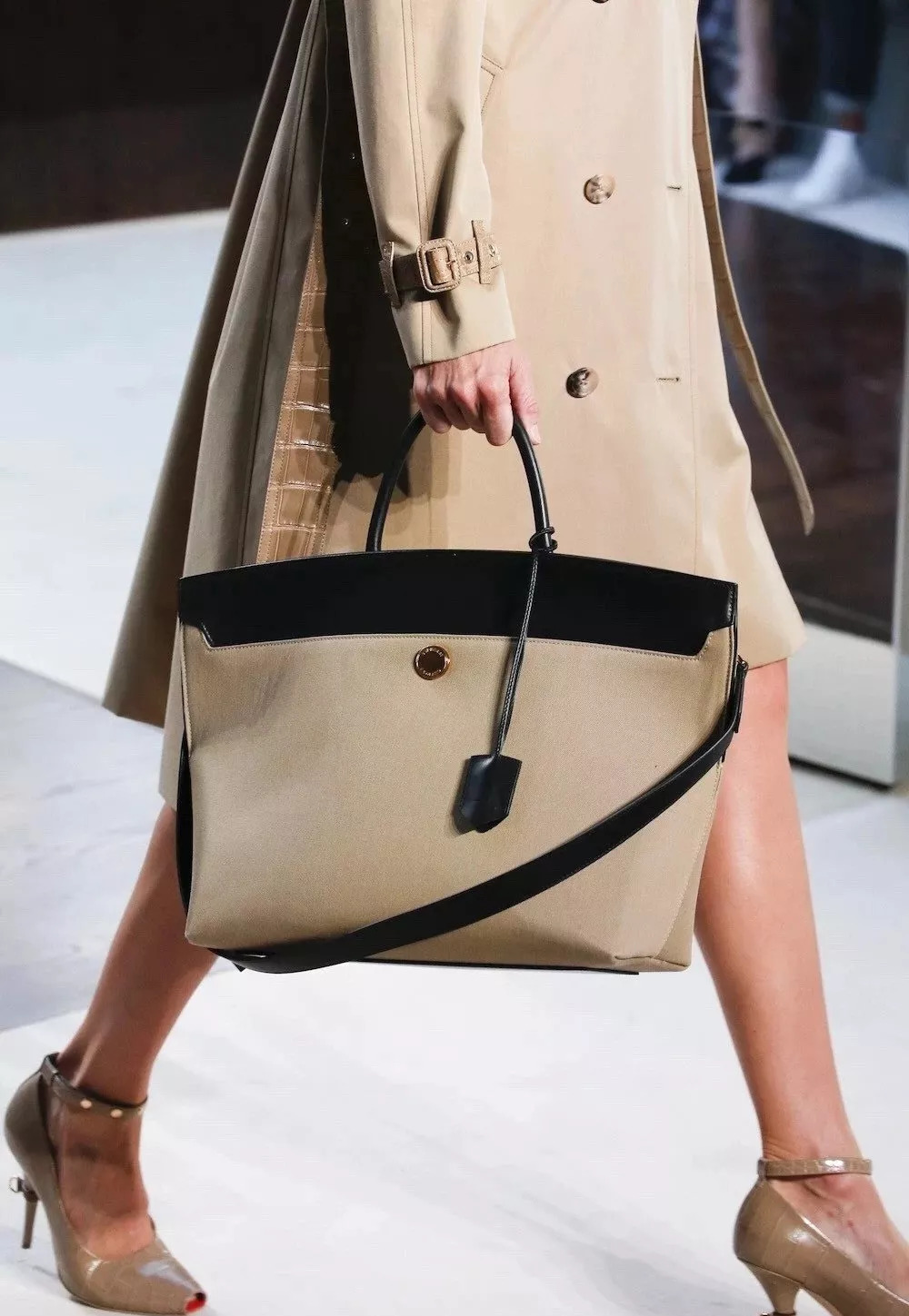 现在的burberry,burberry新设计师商品