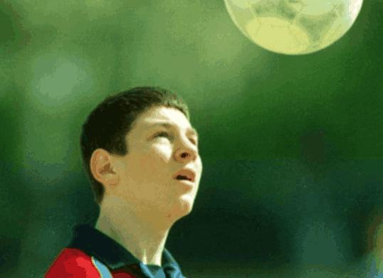 梅西居然遭到了拒绝，对方曾表示有很多他这样的天才球员