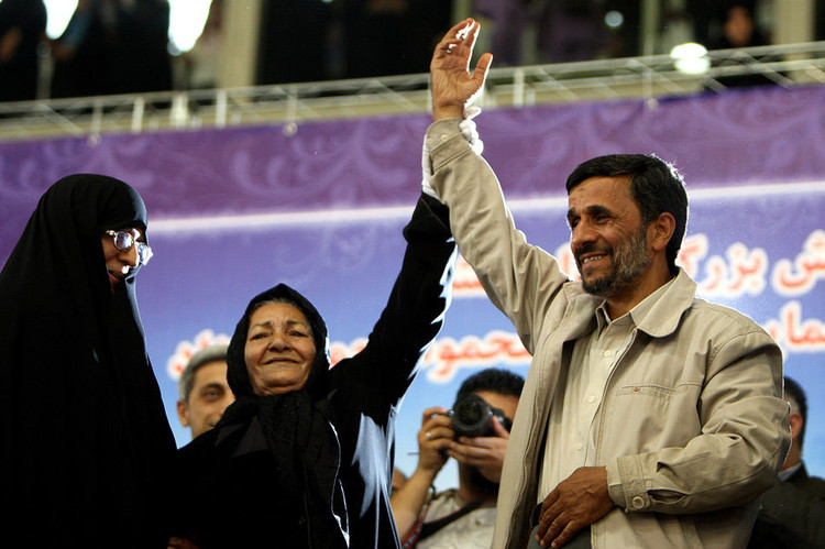 内贾德是否成为伊朗新任总统,伊朗前总统内贾德能否东山再起