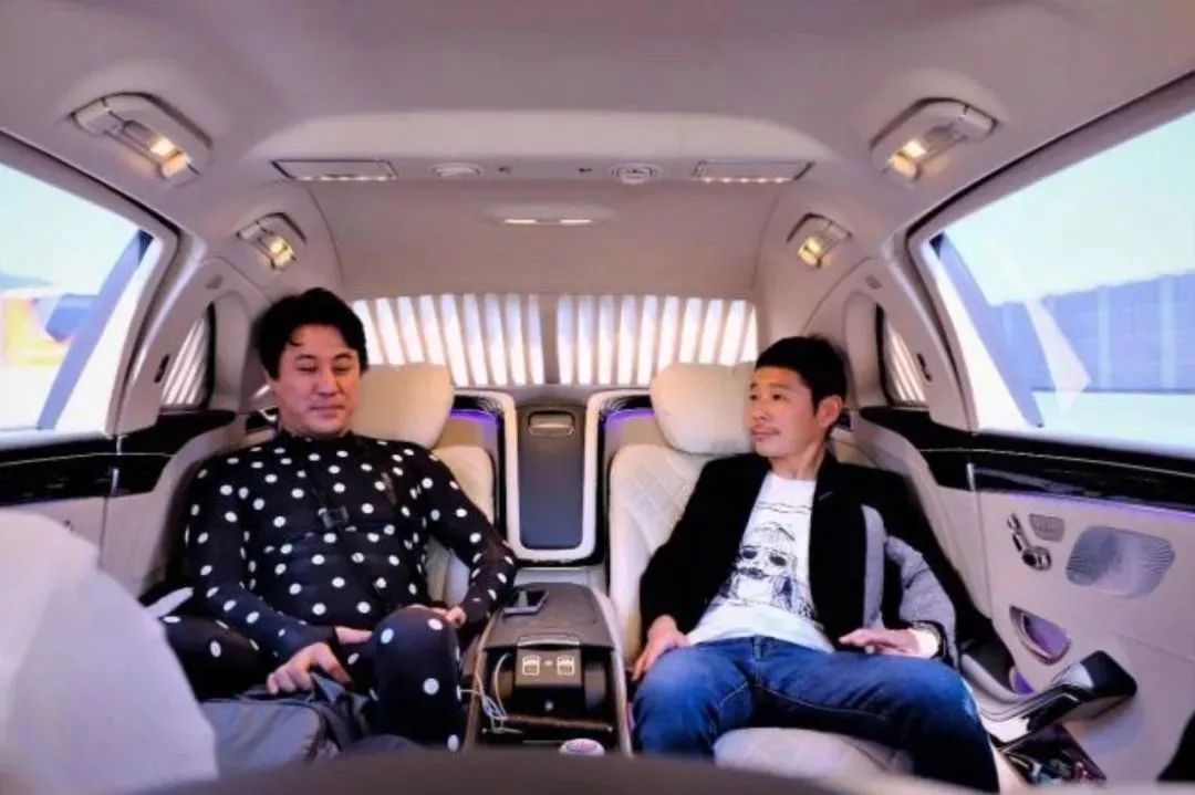 当我们在说环球旅行时，有人就要去月球旅行了，票价2.5亿美金！