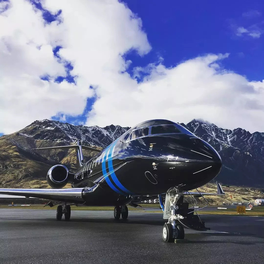 当我们在说环球旅行时，有人就要去月球旅行了，票价2.5亿美金！