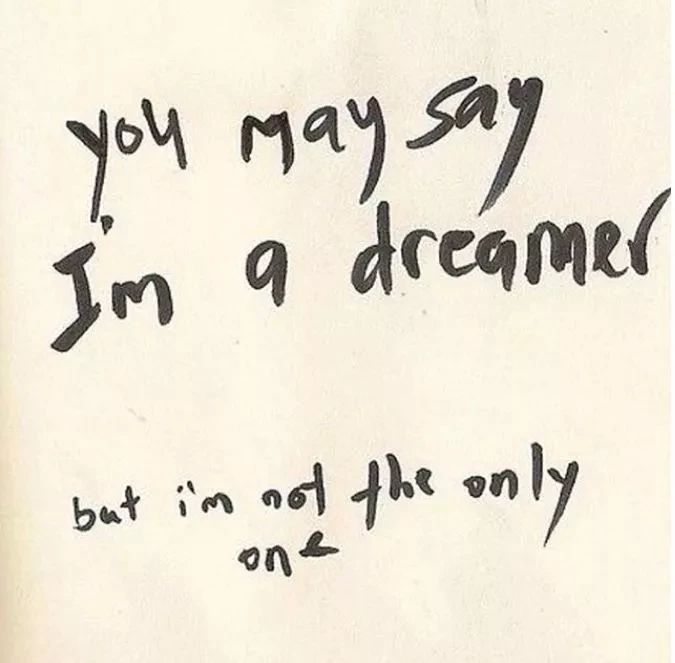 当我们在说环球旅行时，有人就要去月球旅行了，票价2.5亿美金！