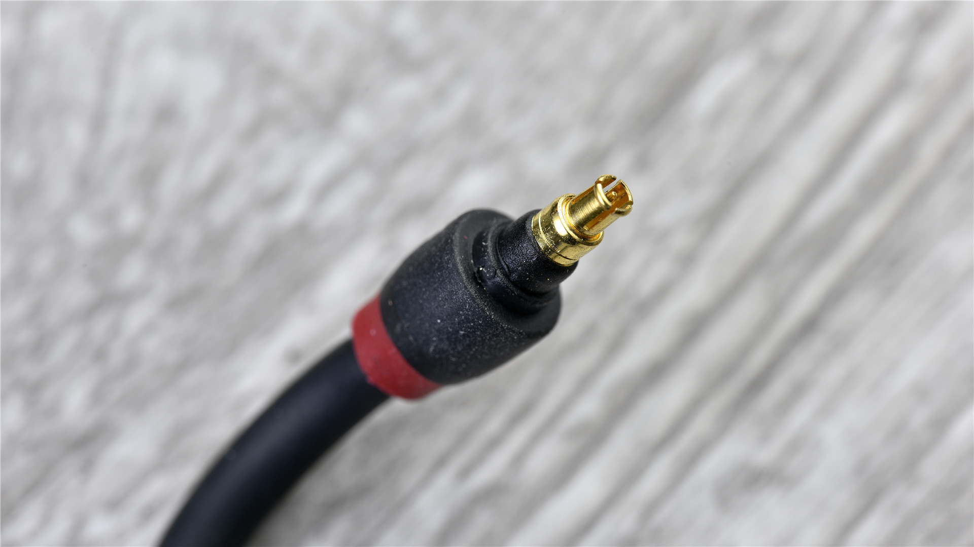 森海塞尔入耳式ie40,森海塞尔IE40pro耳机