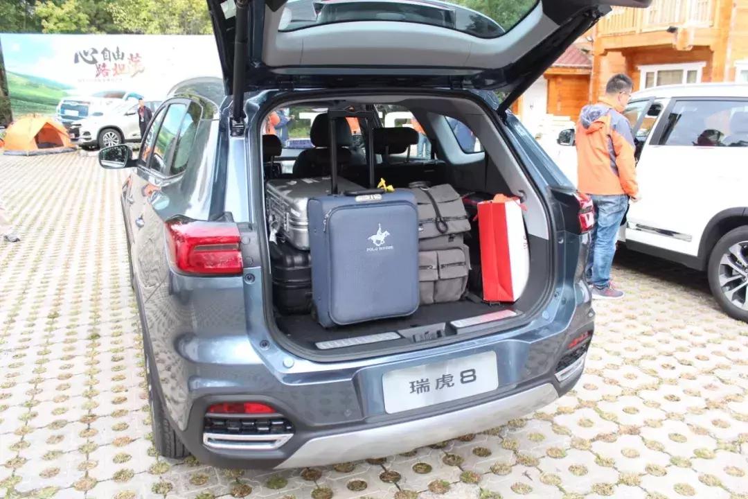 开19款1.6t豪华版瑞虎8自驾游 (瑞虎8四驱烂泥路越野测试)