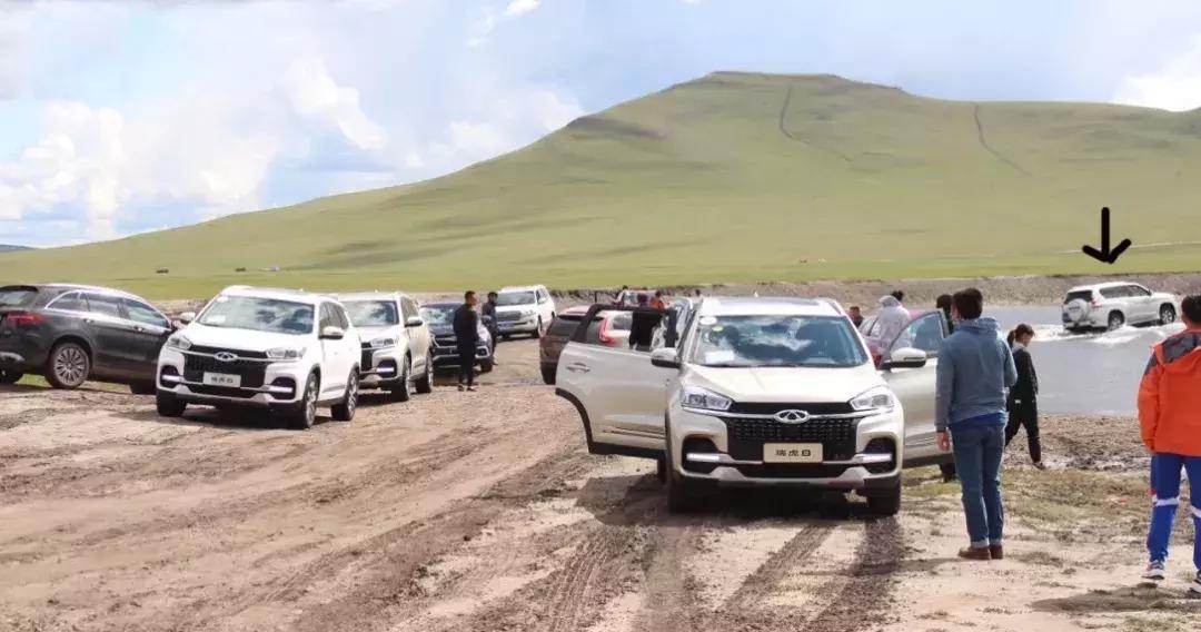 开19款1.6t豪华版瑞虎8自驾游 (瑞虎8四驱烂泥路越野测试)