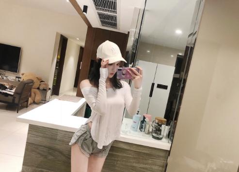 斗鱼主播阿冷直播间,斗鱼一姐阿冷直播视频