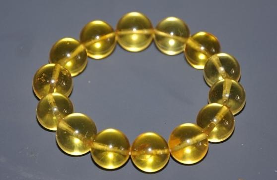 蜜蜡琥珀和老蜜蜡琥珀有什么区别,01期文玩之蜜蜡的分类和鉴别