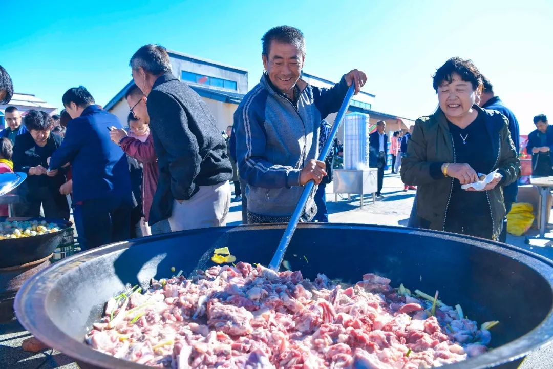 现场太火爆！看东胜区折家梁村如何庆丰收！