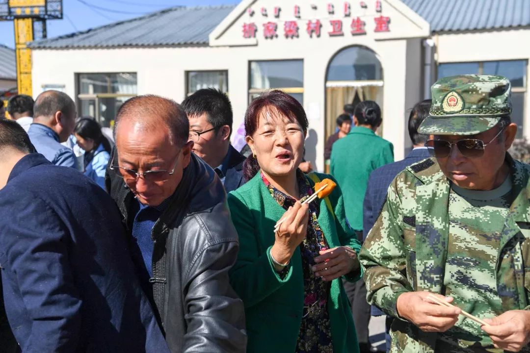 现场太火爆！看东胜区折家梁村如何庆丰收！