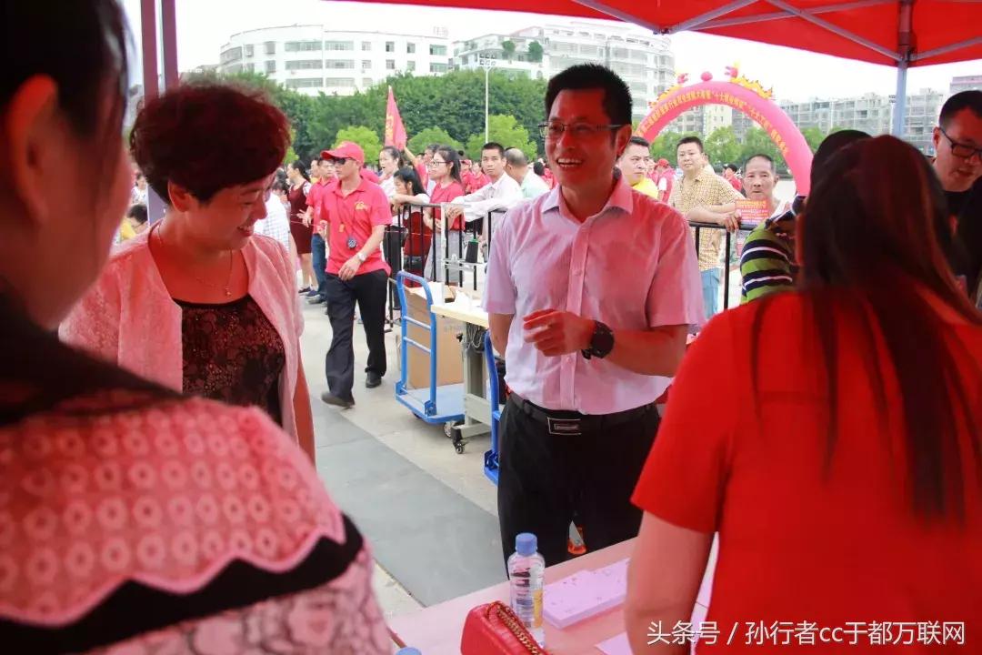 于都服装技能大赛,于都纺织服装博览会会场