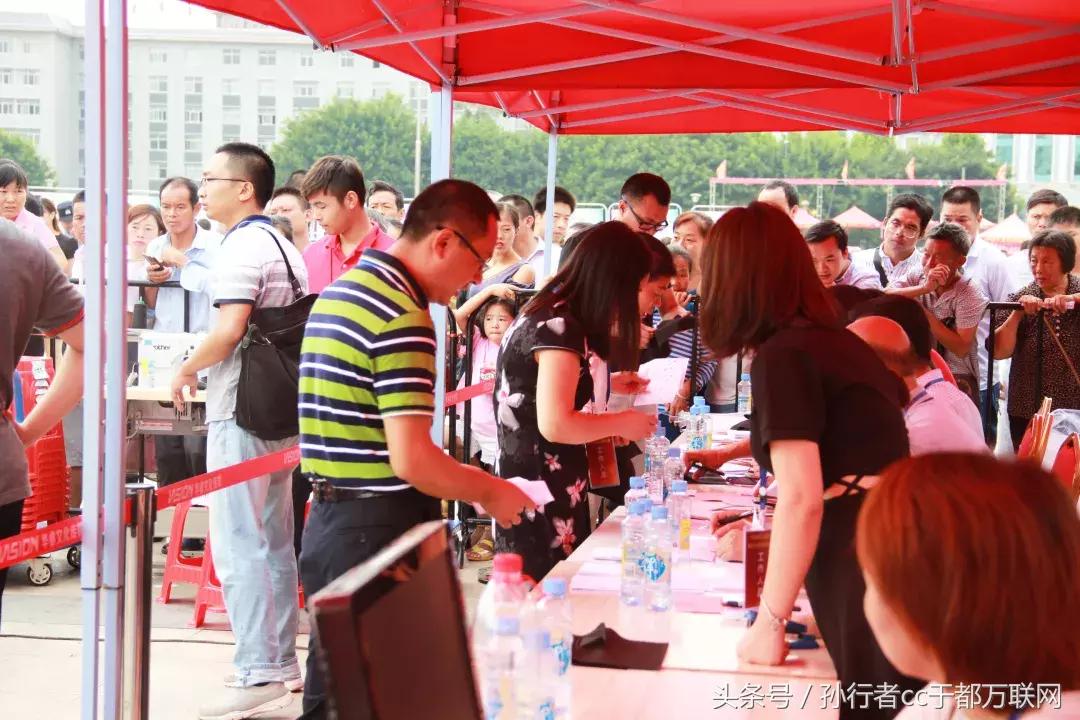 于都服装技能大赛,于都纺织服装博览会会场