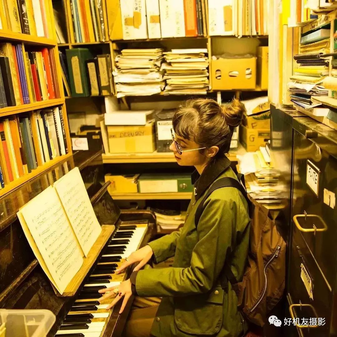 室内人像摆姿72变,人像摆姿100个技巧