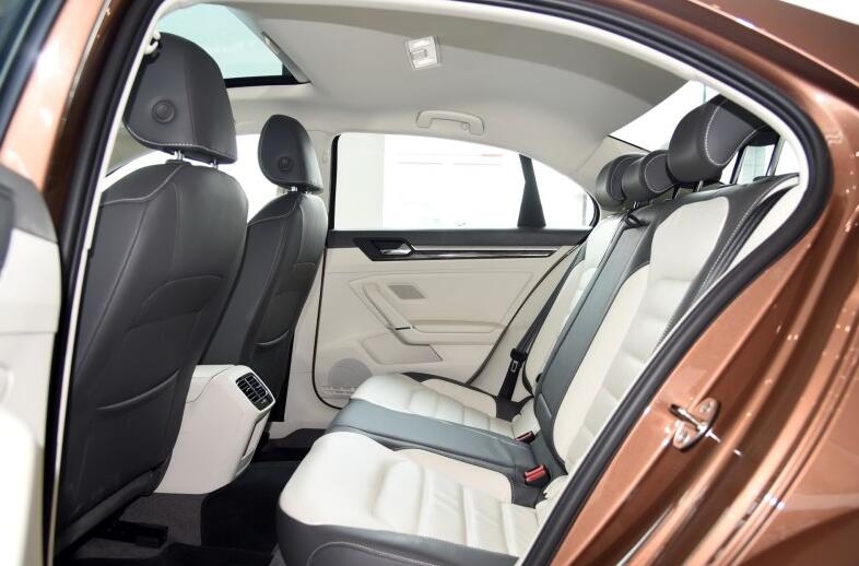 10年的奔驰和16年的大众，12万预算如何选德系车