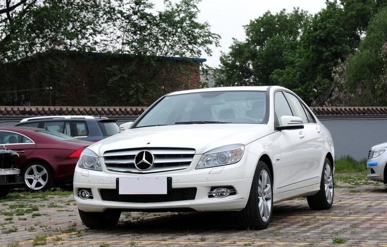 10年的奔驰和16年的大众，12万预算如何选德系车