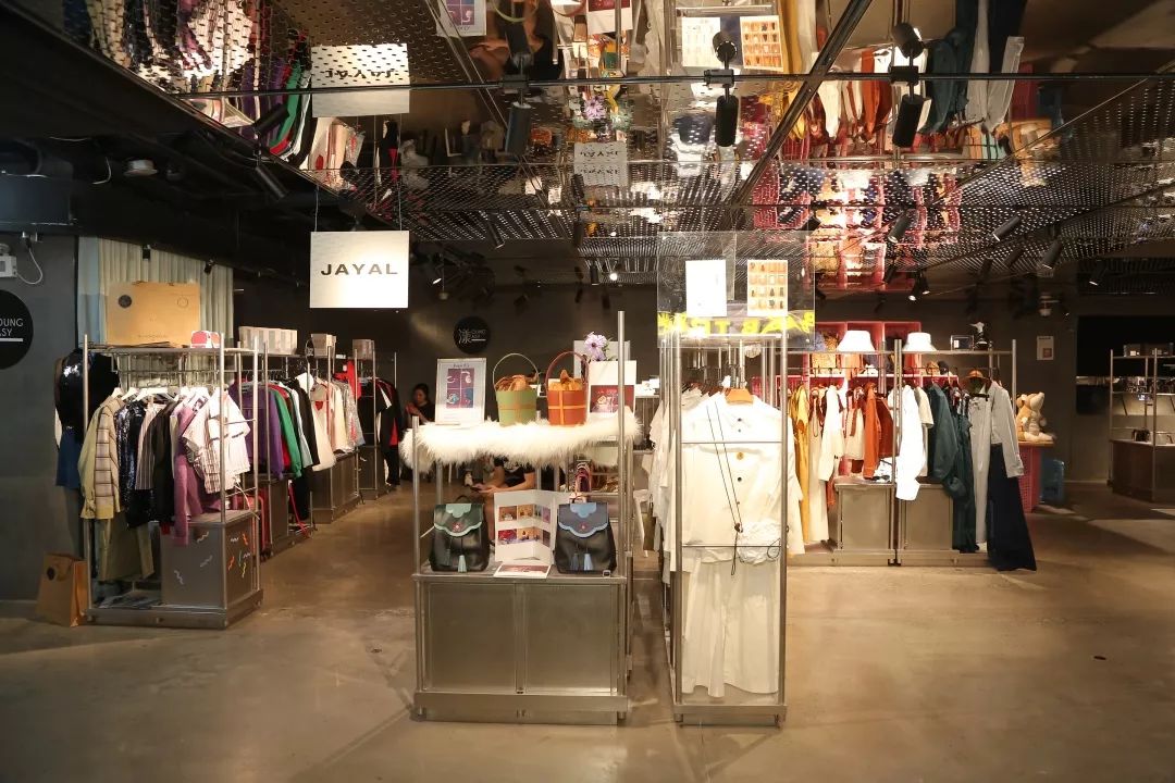 2018北京时装周完美落幕,2019北京时尚时装周