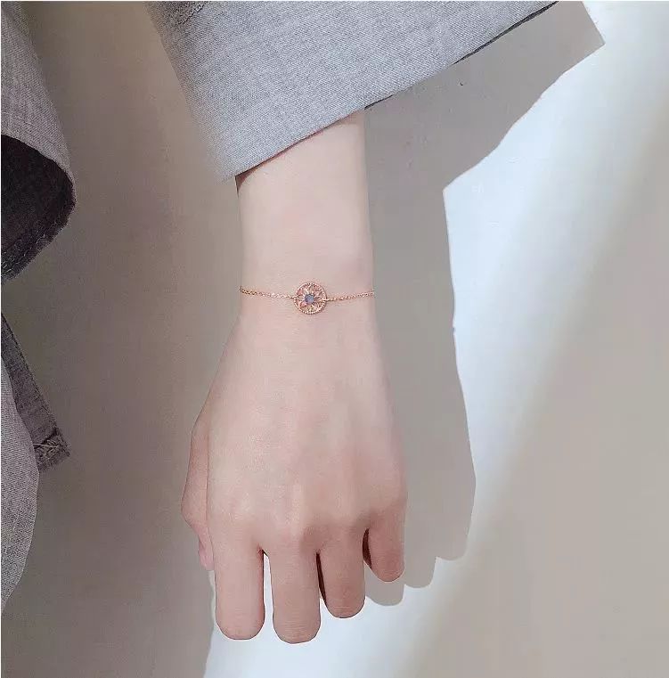 还担心撞款烂大街？精不精致一样东西就出卖了你！