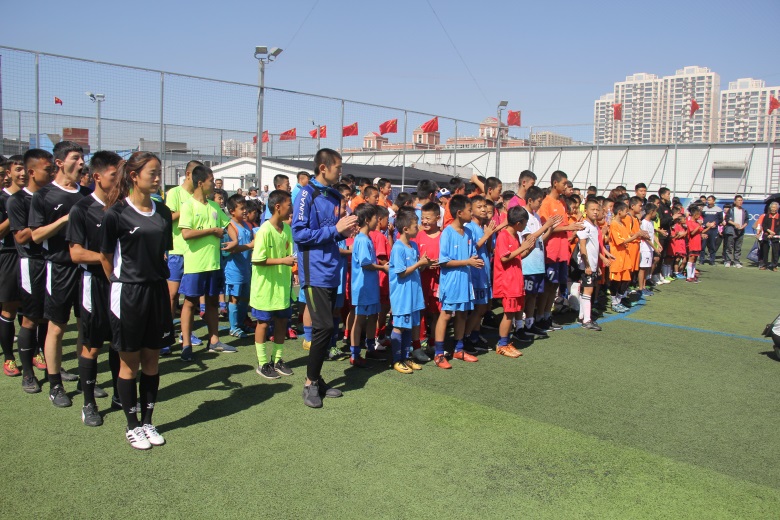 河北足坛名宿空降索福德东明家居杯我爱足球青少组娃娃组圆满落幕