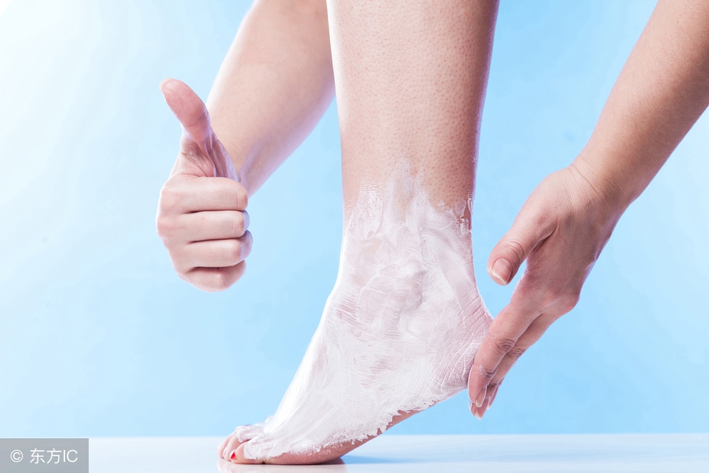 哪些原因会引起手脚冰凉,哪些原因会引起手指发麻