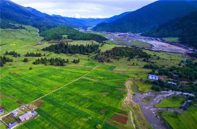 秋天的西藏林芝,一定不会错过的就是秋天的林芝