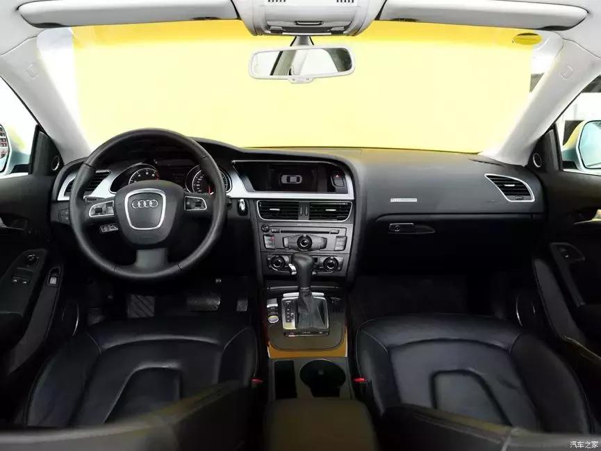 不到30万就能买这台进口跑车,6缸跑车