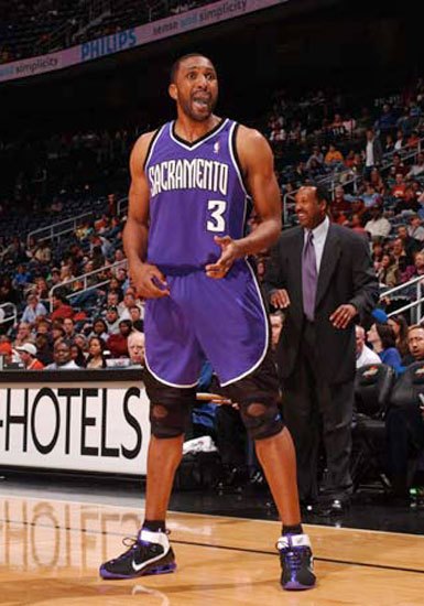 nba历史最强3号,最强nba本华莱士超远三分