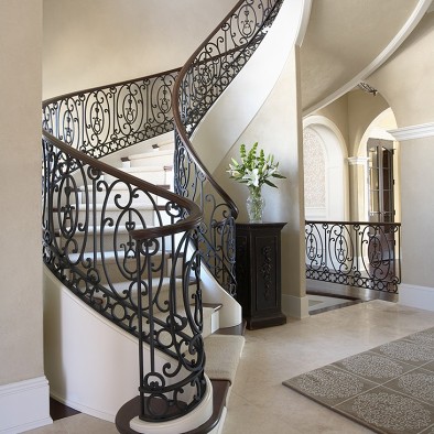 铁艺楼梯配什么楼梯,钢结构楼梯和铁艺楼梯区别