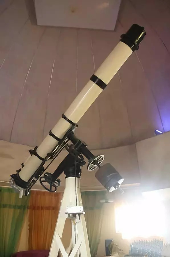 青岛海天中心观景台赏月,青岛黄山村赏月