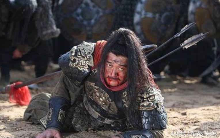 水浒中的励志人物，隐藏高手，剑术击败卢俊义，算命先生当上国师