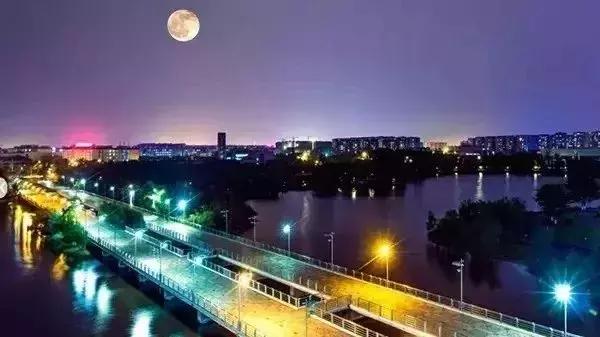 有哪些中秋和月亮的古诗词,中秋关于月亮古诗词