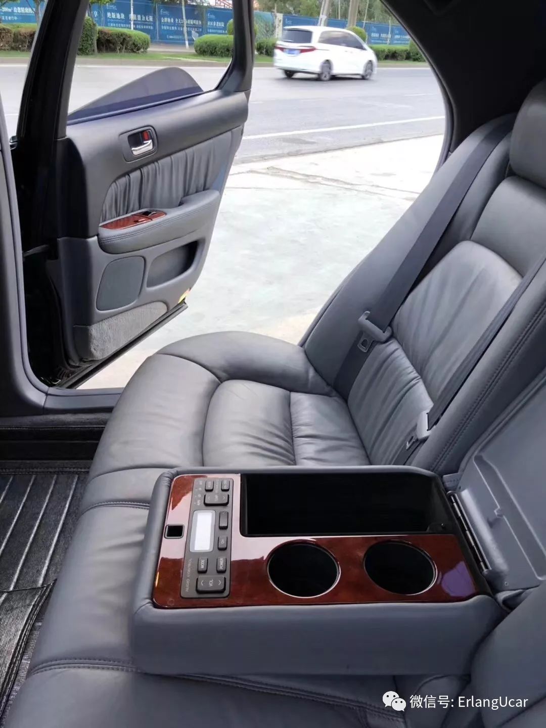 94款雷克萨斯ls400价格,2024款雷克萨斯ls400