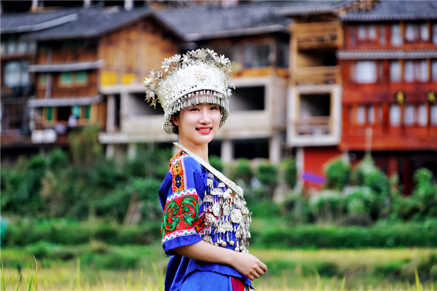 西江千户苗寨最大苗寨,世界上最大的苗寨西江千户苗寨