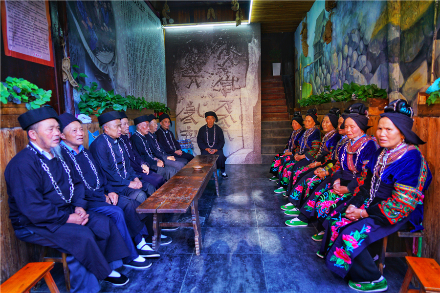 西江千户苗寨最大苗寨,世界上最大的苗寨西江千户苗寨