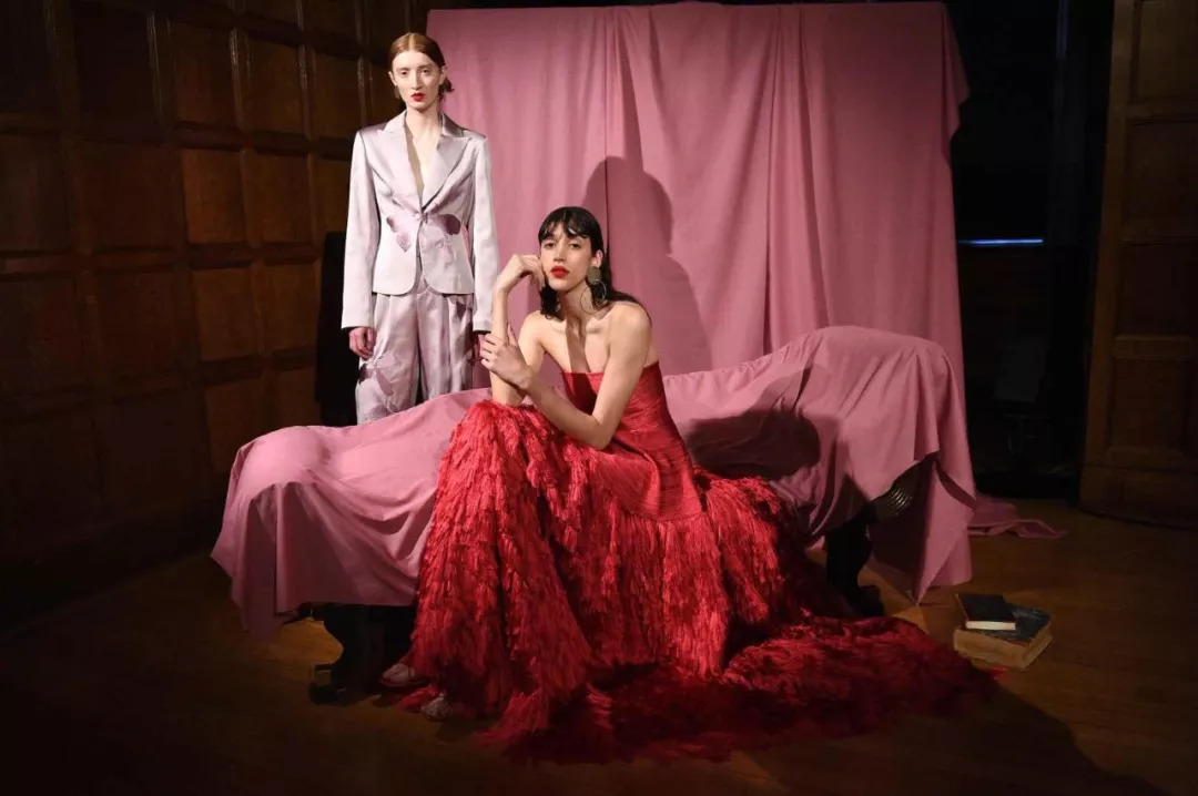 京东要混时尚圈了，那些几万元的高级珠宝，究竟有什么来头？