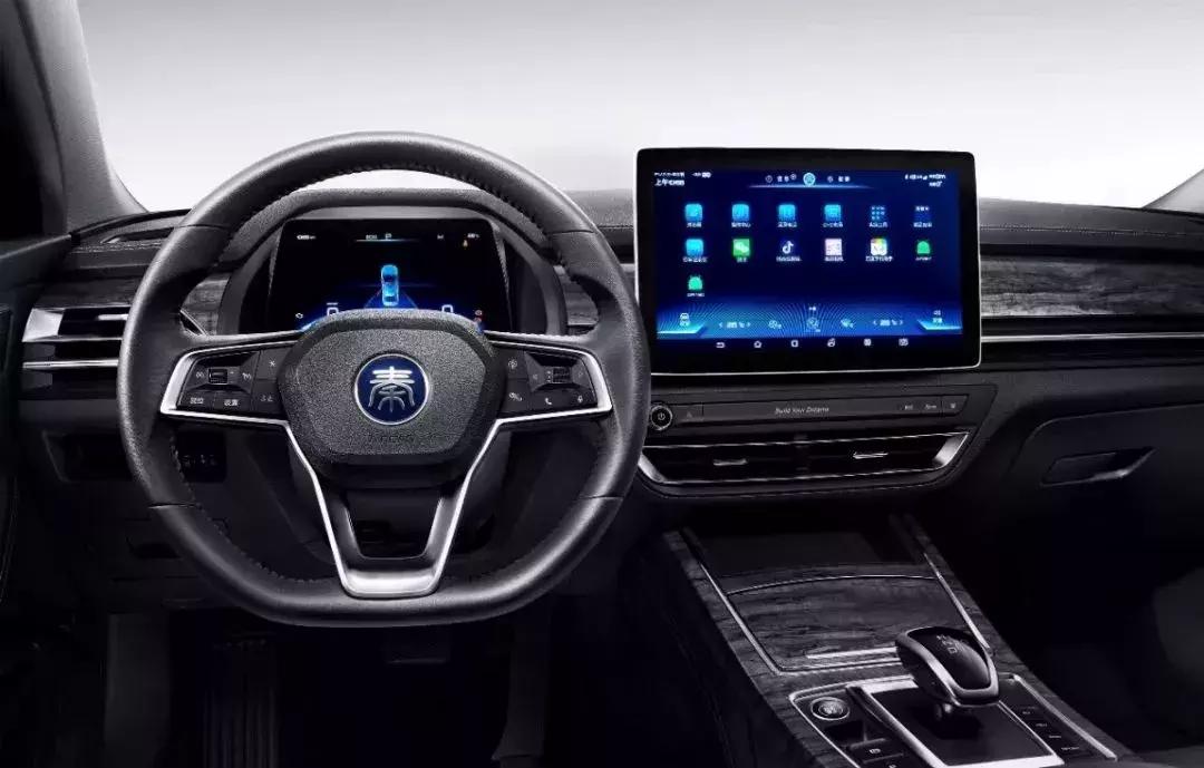 比亚迪秦pro2020自动旗舰红色,比亚迪新一代秦pro