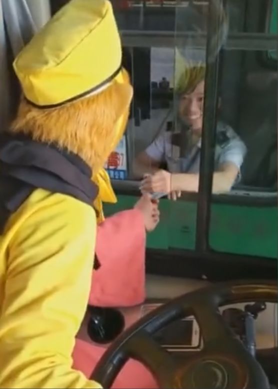 幼儿园园长给孩子吃发霉米被拘留,曝光一家幼儿园给小孩吃腐烂食品