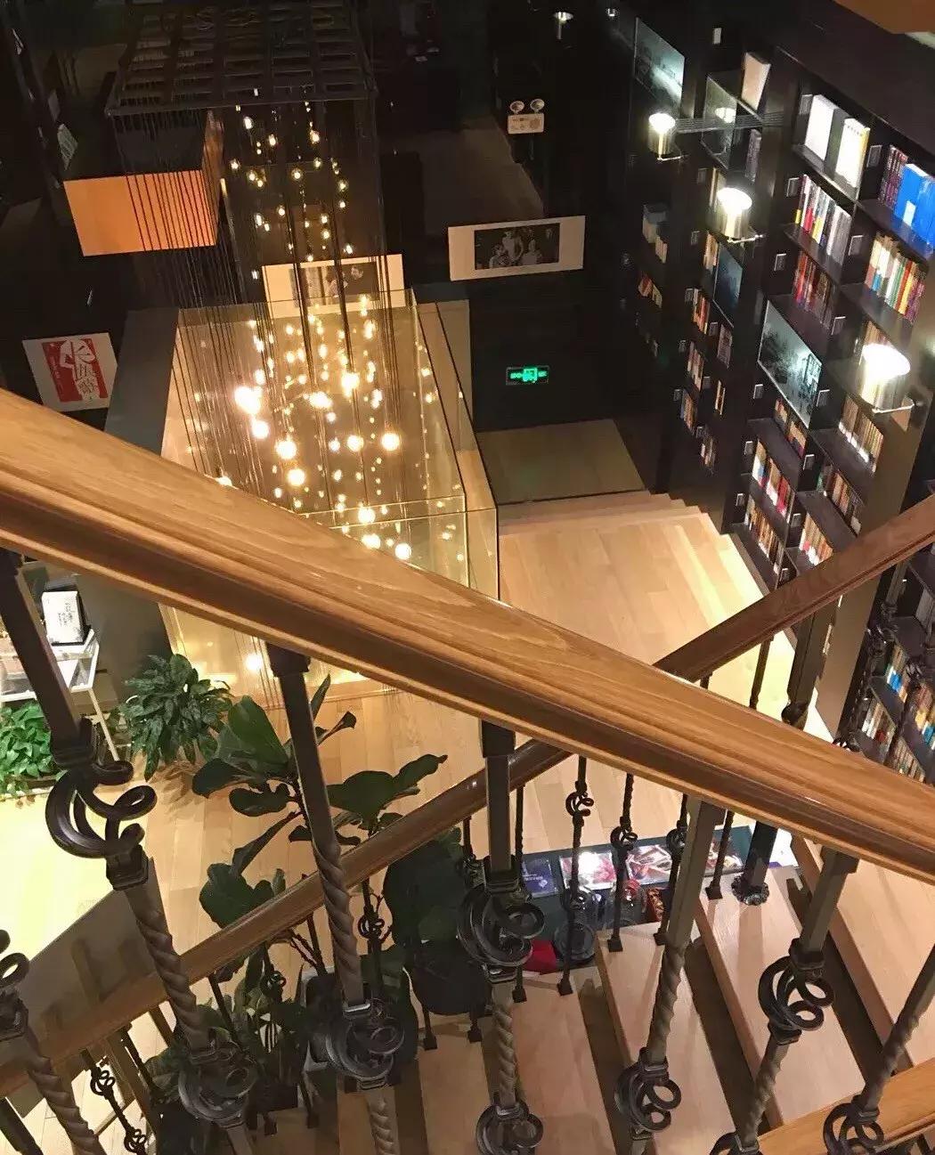 魔都12家高颜值书店,魔都这十二家高颜值书店