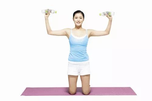 快速有效的丰胸运动推荐,丰胸运动最快最有效四个动作