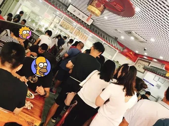 北京需要排队的饭店,北京正宗老字号烧饼店