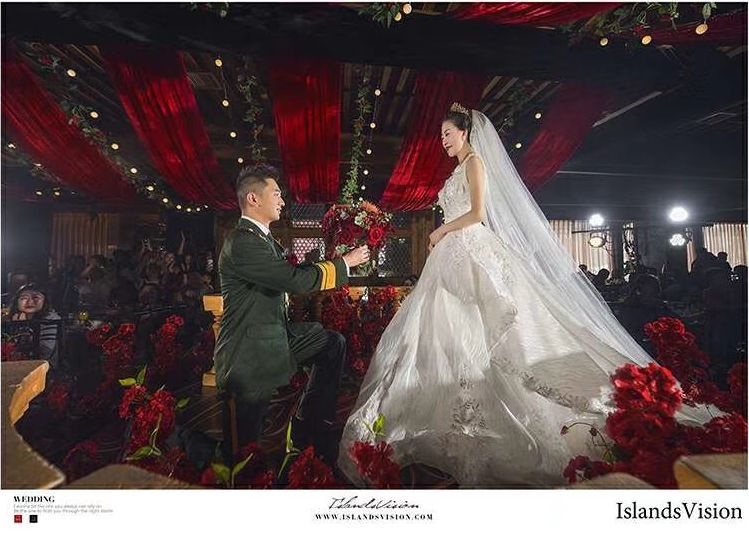 真实军人的婚礼军嫂朴实大方,军嫂的军婚日记