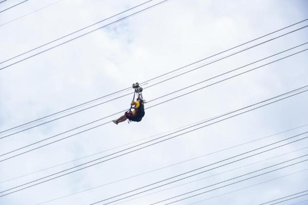 这个景区有多美,陈学冬团友游景点