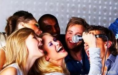 小米有品上架超薄mini麦克风,99元新一代K歌神器!