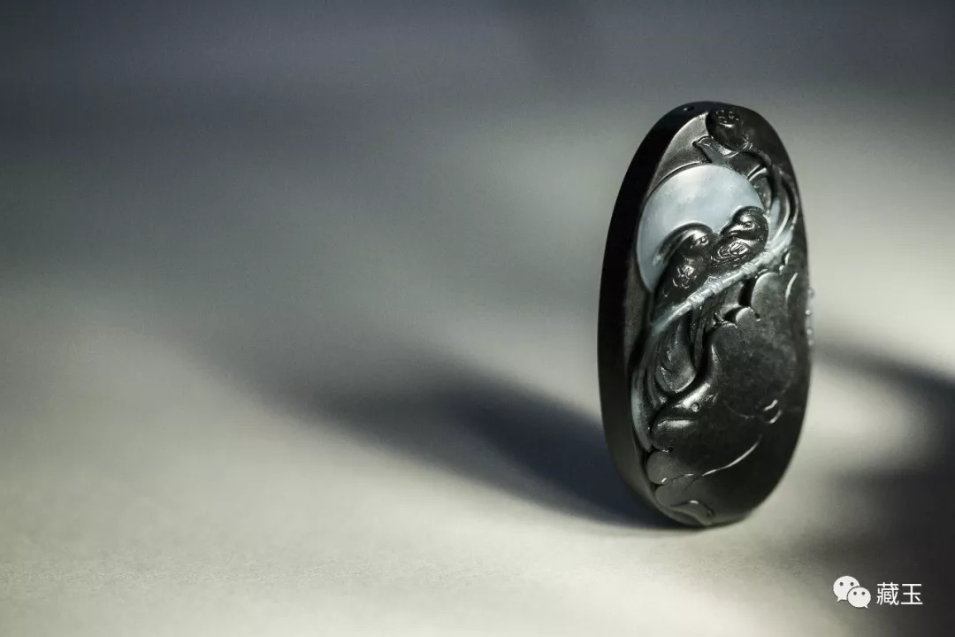 对月赏美玉,中秋话思乡