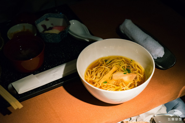 日本最硬的飞机餐 (日本最好的飞机餐)