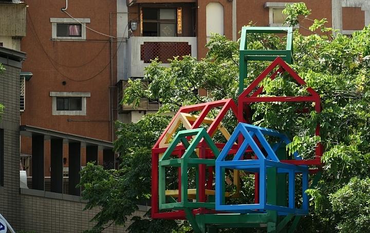 leica徕卡c-lux2多少钱,徕卡clux变焦