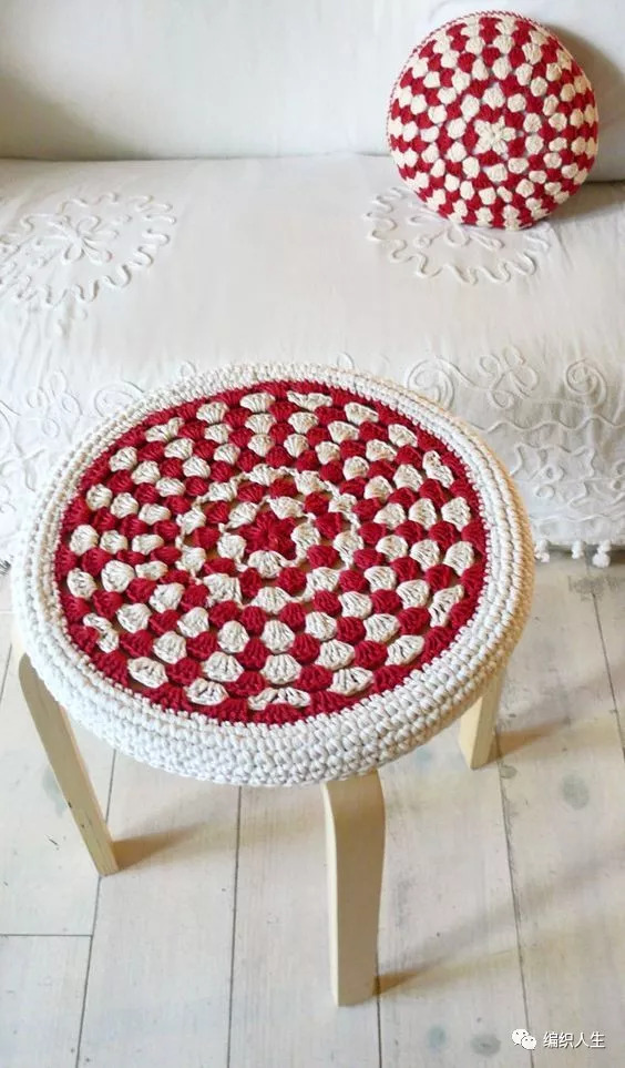 马蹄莲圆形坐垫钩针编织视频教程,钩针生命之花曼陀罗坐垫教程超清