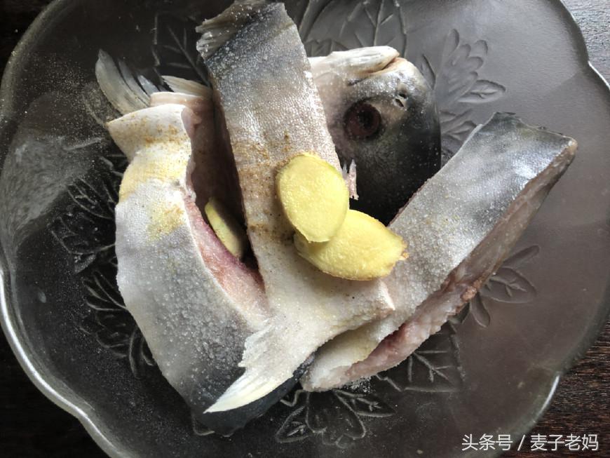 上海爆鱼正宗的鲳鱼版做法,鲳鱼这么烧绝对够味简单又快捷