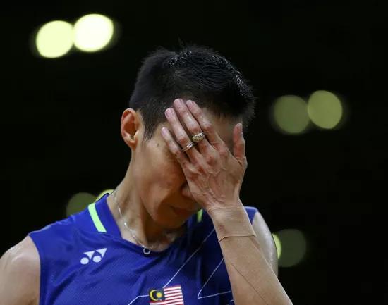 李宗伟是怎么得上鼻癌的,李宗伟鼻癌