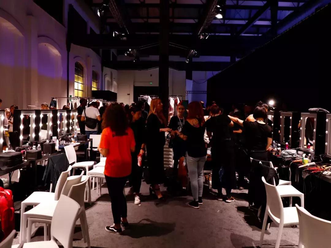 马思纯穿阿迪达斯,马思纯adidas中国