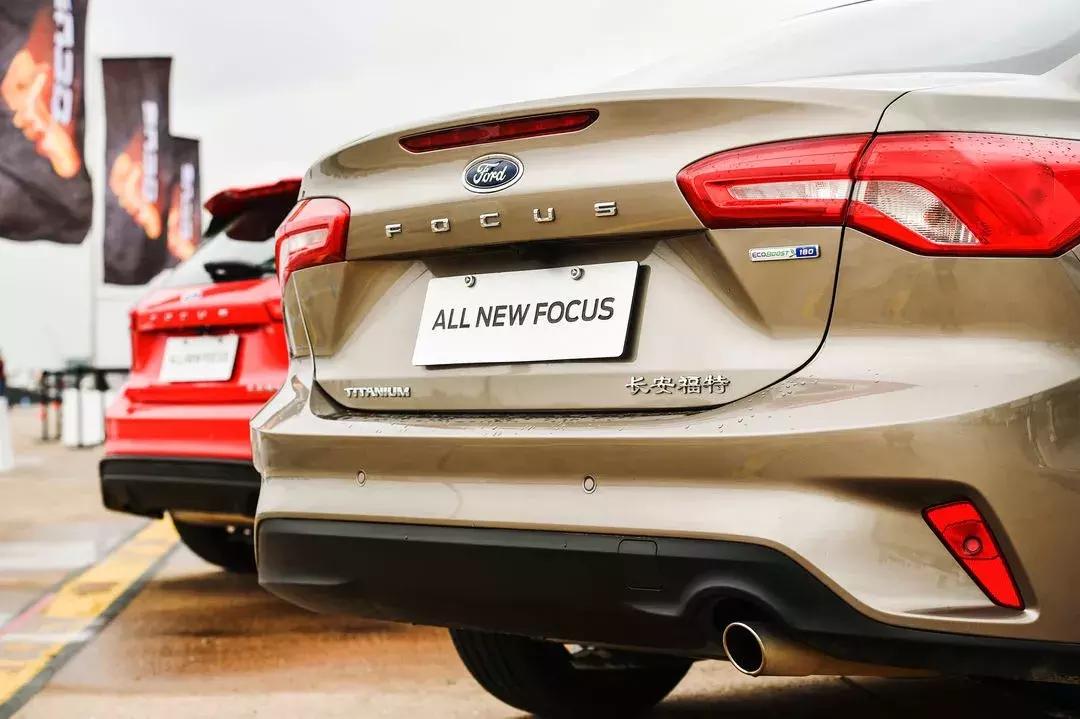 福特新一代福克斯试驾视频,福特新一代福克斯2020款评价